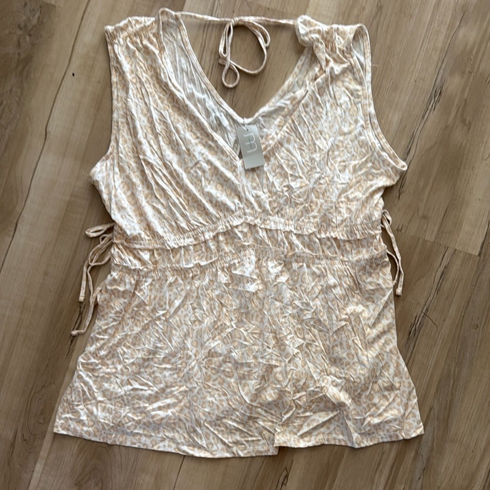Maurices Cream Sleeveless Blouse